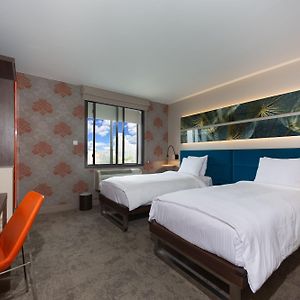 Standard Room Two Twin Beds